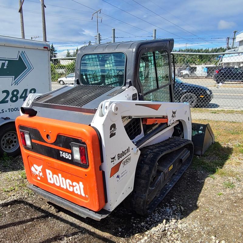 Bobcat T-450 Skidsteer Loader